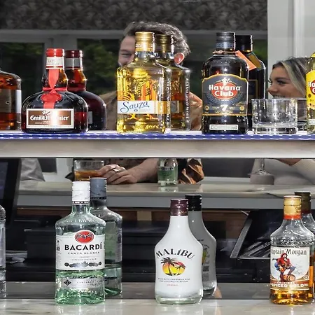 Ξενοδοχείο Brook Boutique 4*