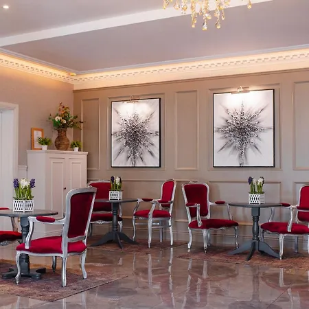 Brook Boutique Hotel