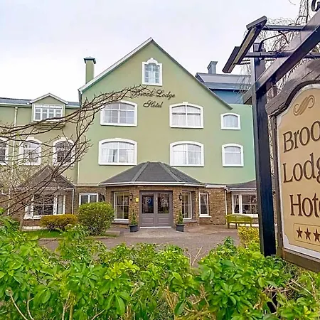 Hotel Brook Boutique 4*