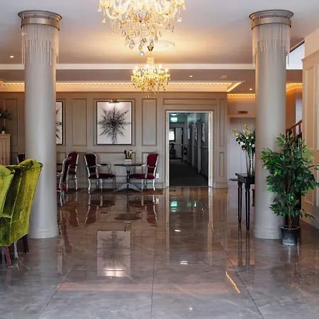Brook Boutique 4* Killarney